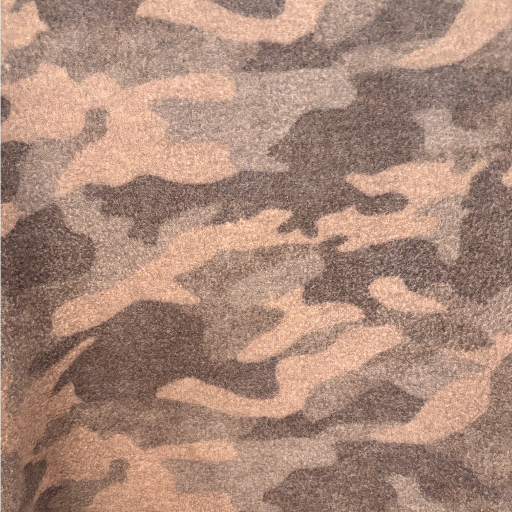 Pink Clover Nova Gray Camouflage Long Sleeve Top Super Soft Size M - Picture 8 of 8